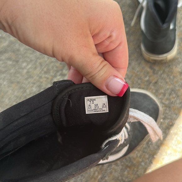 Van High tops women’s size 7 - Picture 4 of 5